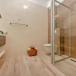 Luxury Authentic Experience At Marta Villa *