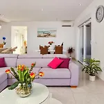 Luxury Authentic Experience At Marta Lumbarda