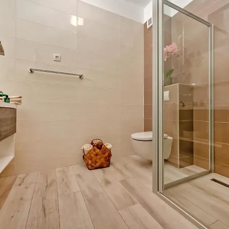 Luxury Authentic Experience At Marta Villa *