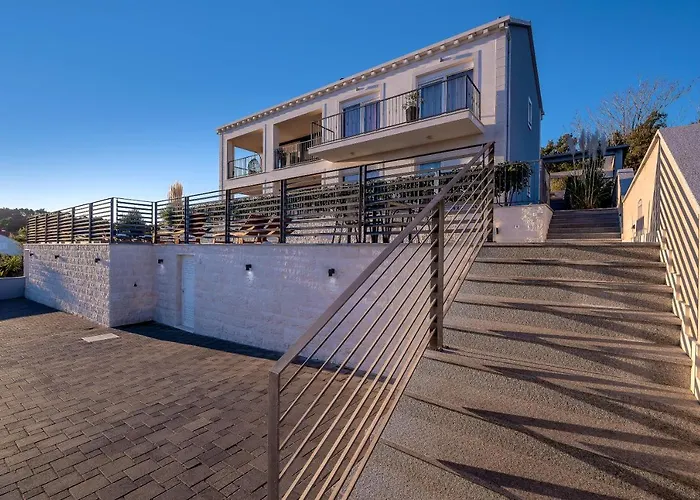 Luxury Authentic Experience At Marta וילה לומבארדה