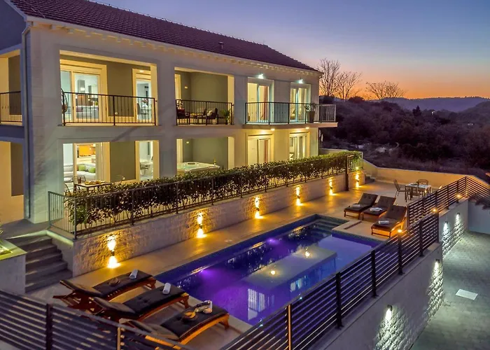 Luxury Authentic Experience At Marta לומבארדה