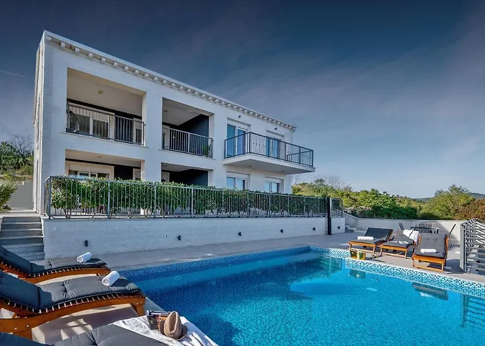 Luxury Authentic Experience At Marta *