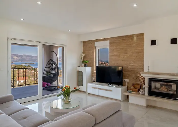 Luxury Authentic Experience At Marta