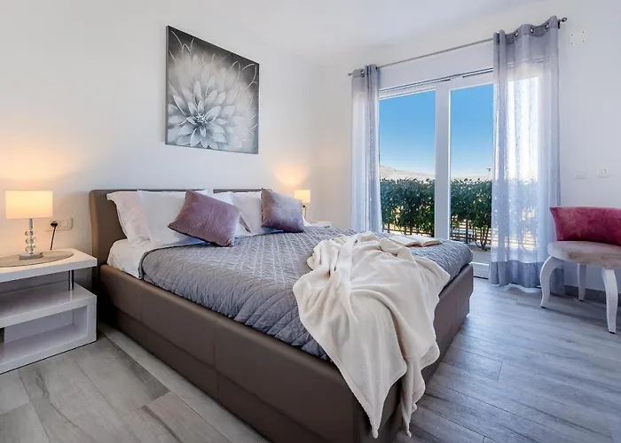 Luxury Authentic Experience At Marta * לומבארדה